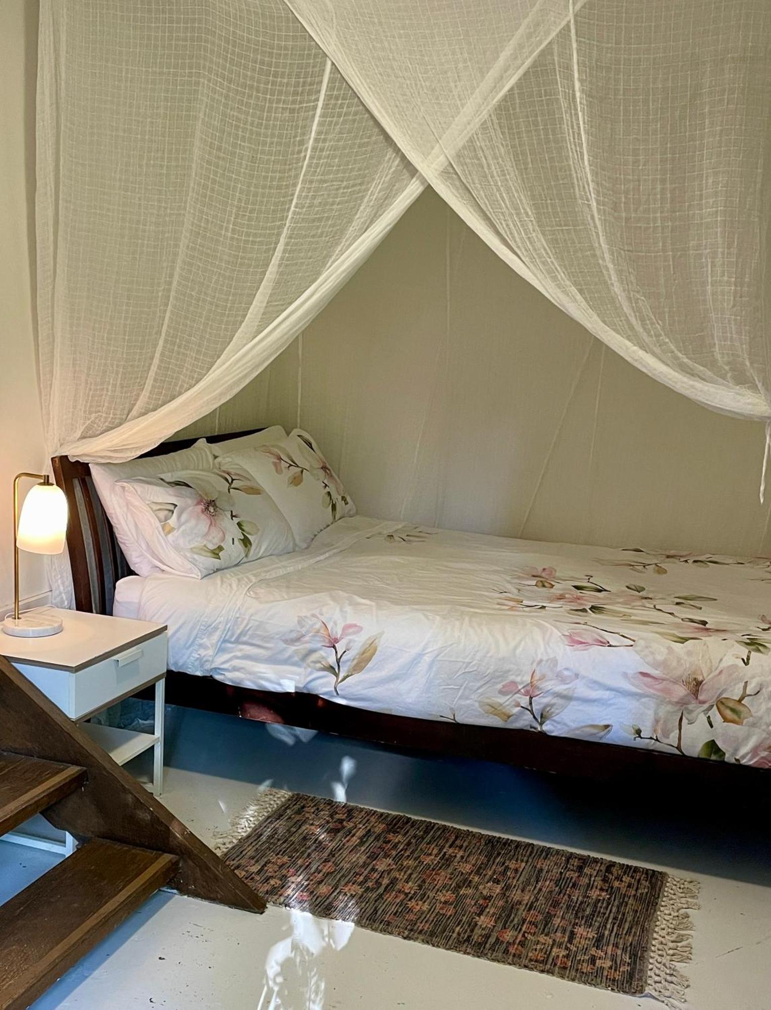 Lilli Pilli Guesthouse ไบรอนเบย์ ภายนอก รูปภาพ