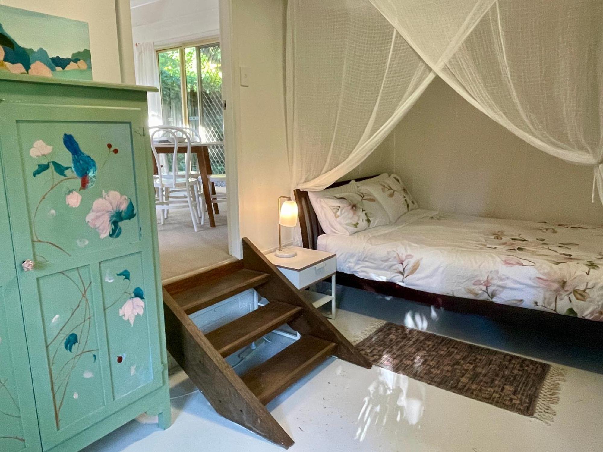 Lilli Pilli Guesthouse ไบรอนเบย์ ภายนอก รูปภาพ