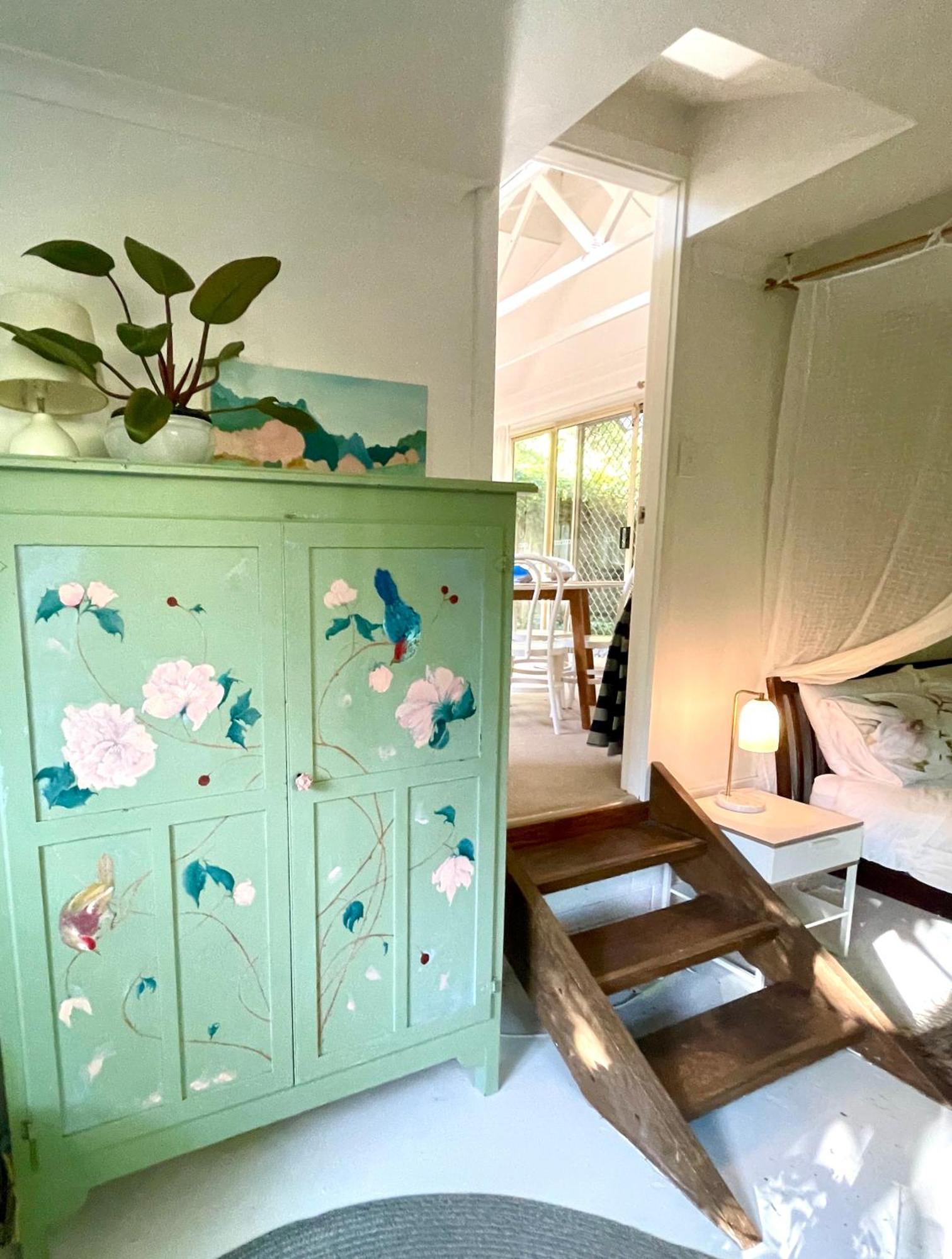 Lilli Pilli Guesthouse ไบรอนเบย์ ภายนอก รูปภาพ